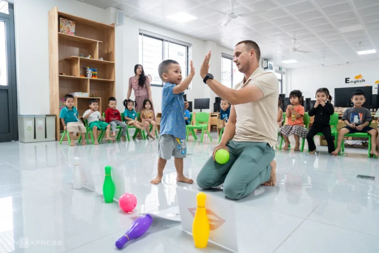 Thí điểm cho trẻ mầm non làm quen với tiếng Trung, Nhật, Hàn